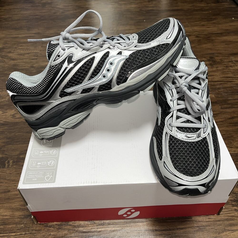 Saucony ProGrid Omni 9 Men's Black and Silver S70739-13 Running Shoes Size 12